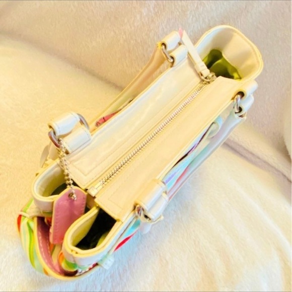 Coach Shoulder Bag - Picture 10 of 13